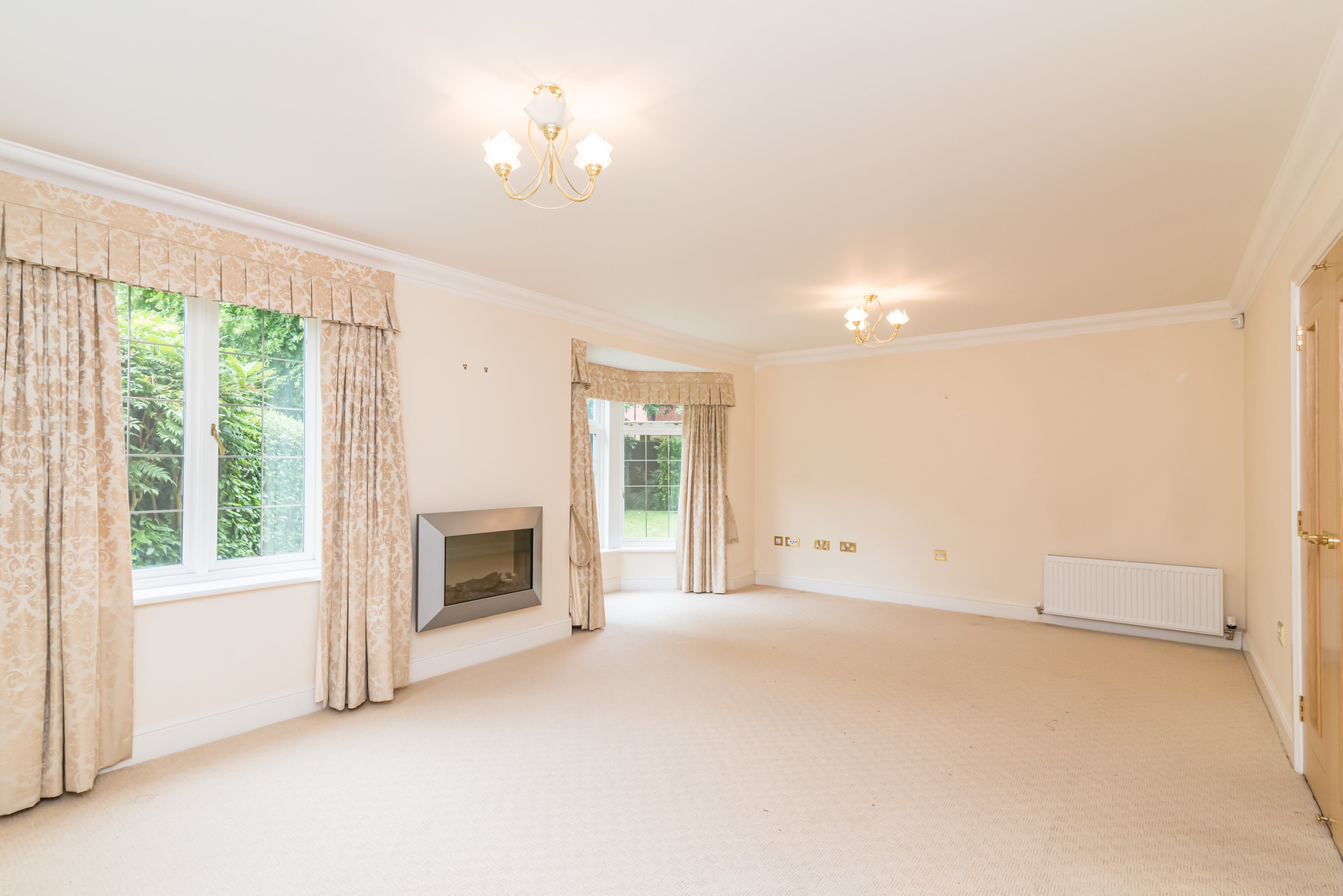 Flat Four Oaks Road in Birmingham