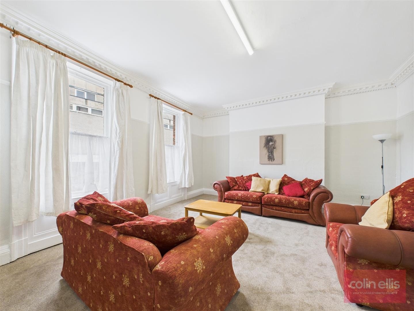 Room Queen Street in Scarborough
