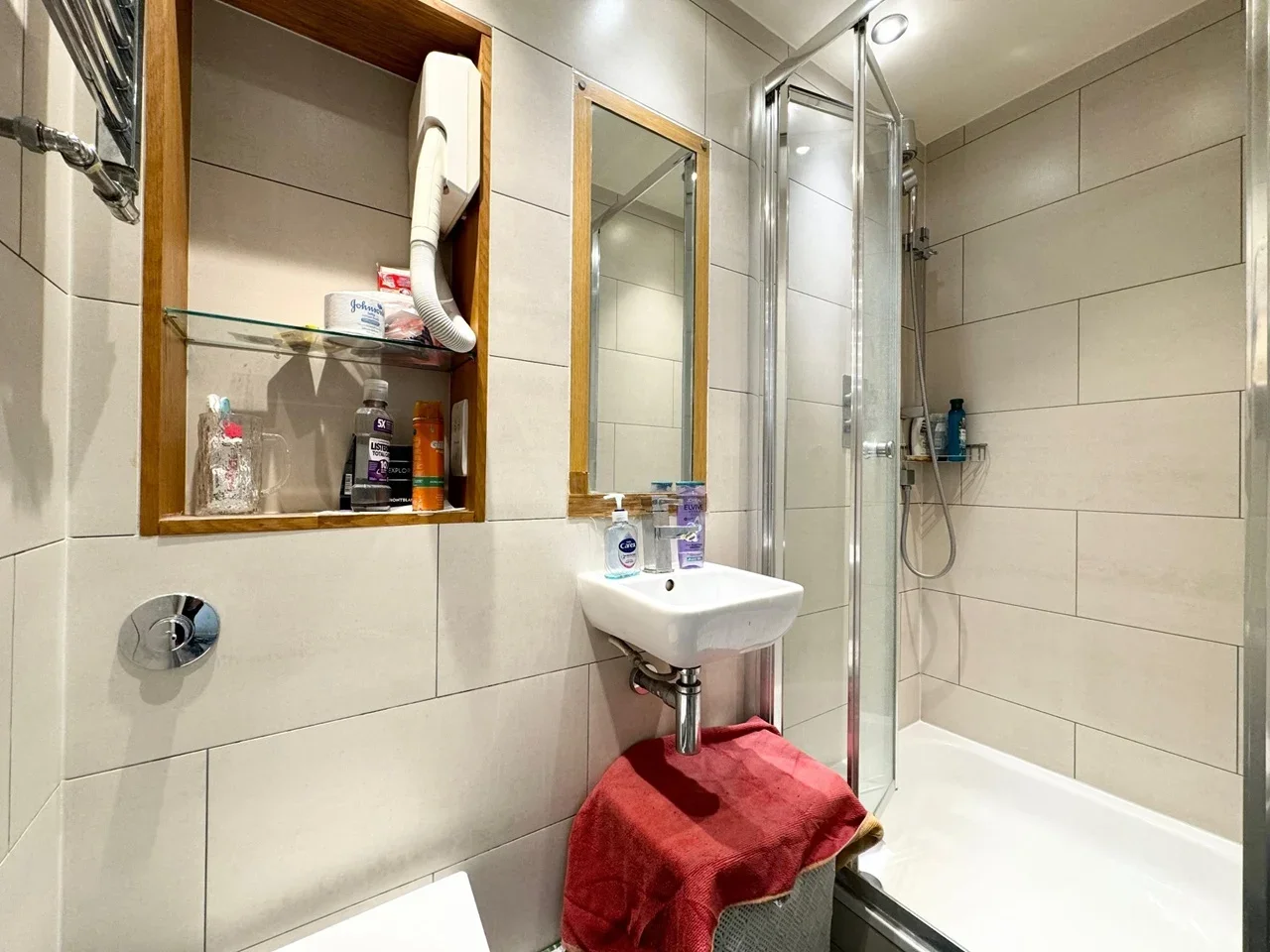 Flat Fonthill Road in Greater London