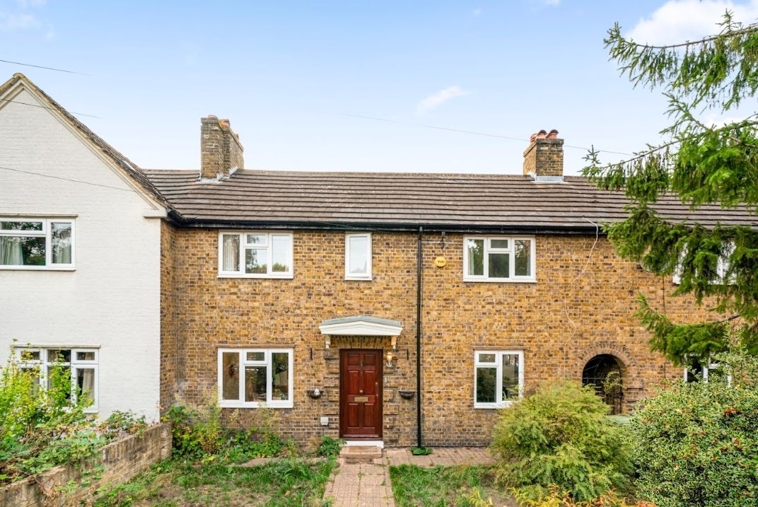 House Gainsborough Road in Greater London