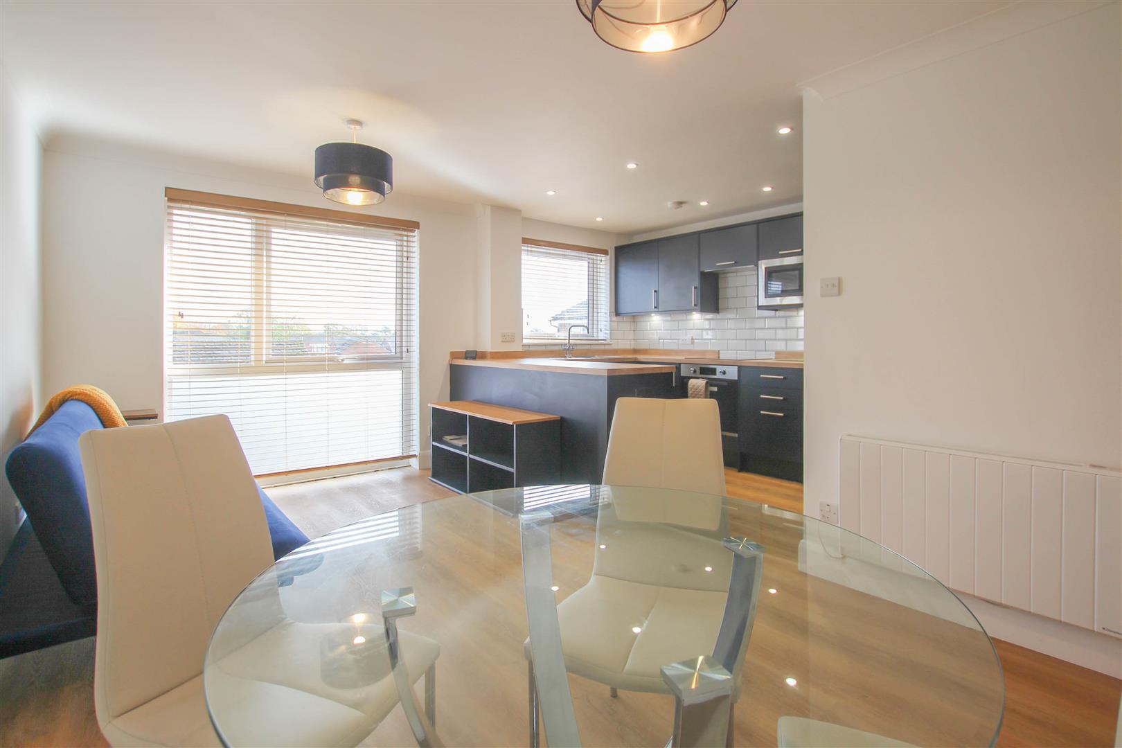 Flat Ross Close in Uttlesford