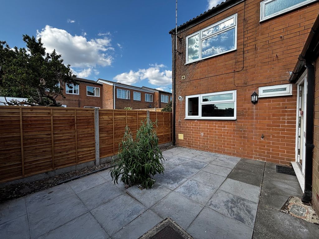 House Stanley Close in Gosport