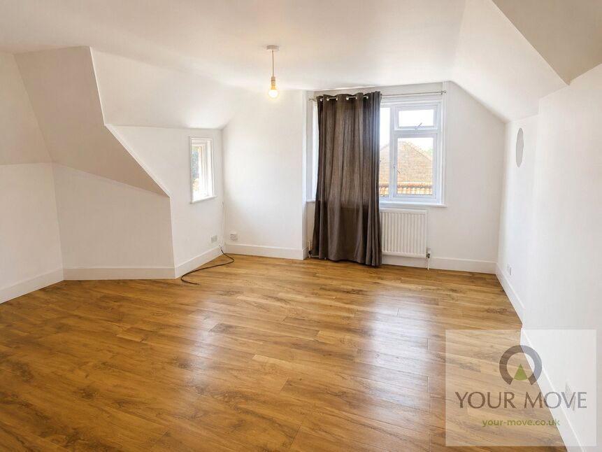 Flat Highland Road in Greater London