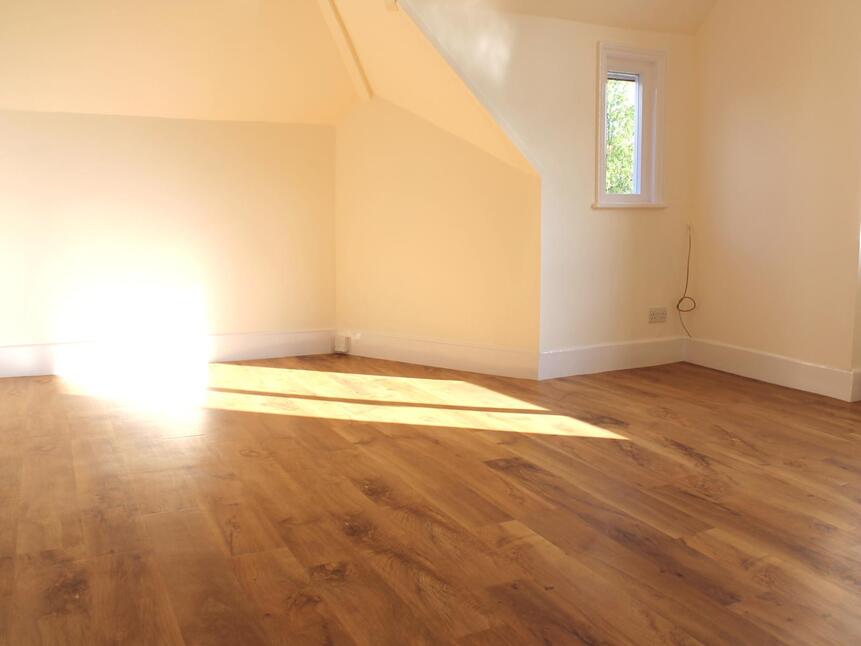 Flat Highland Road in Greater London