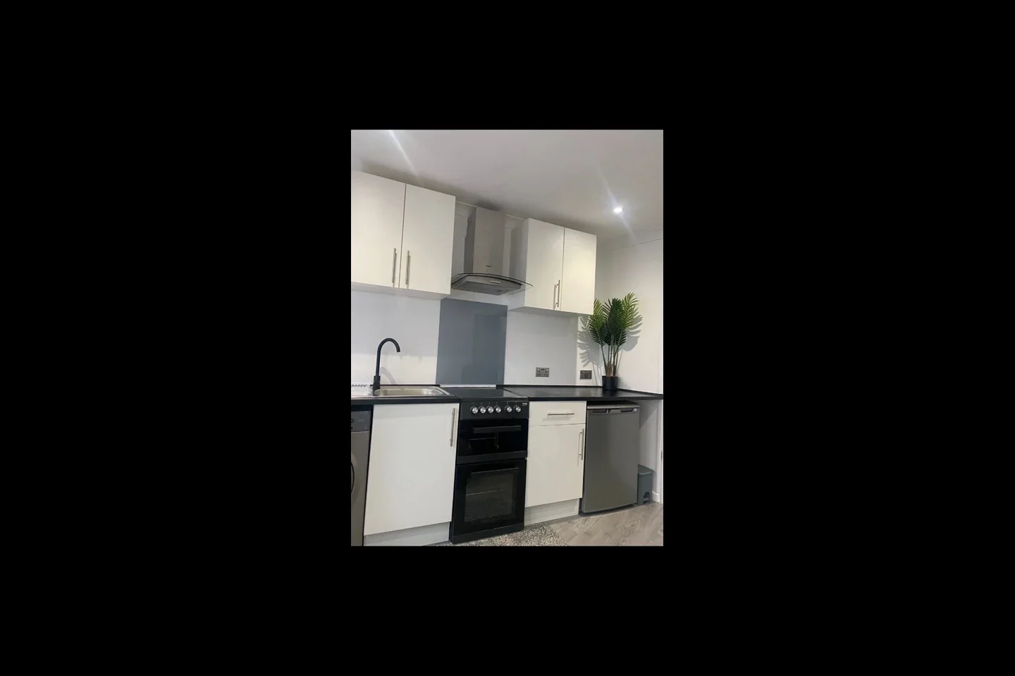 Flat Oglethorpe Road in Greater London