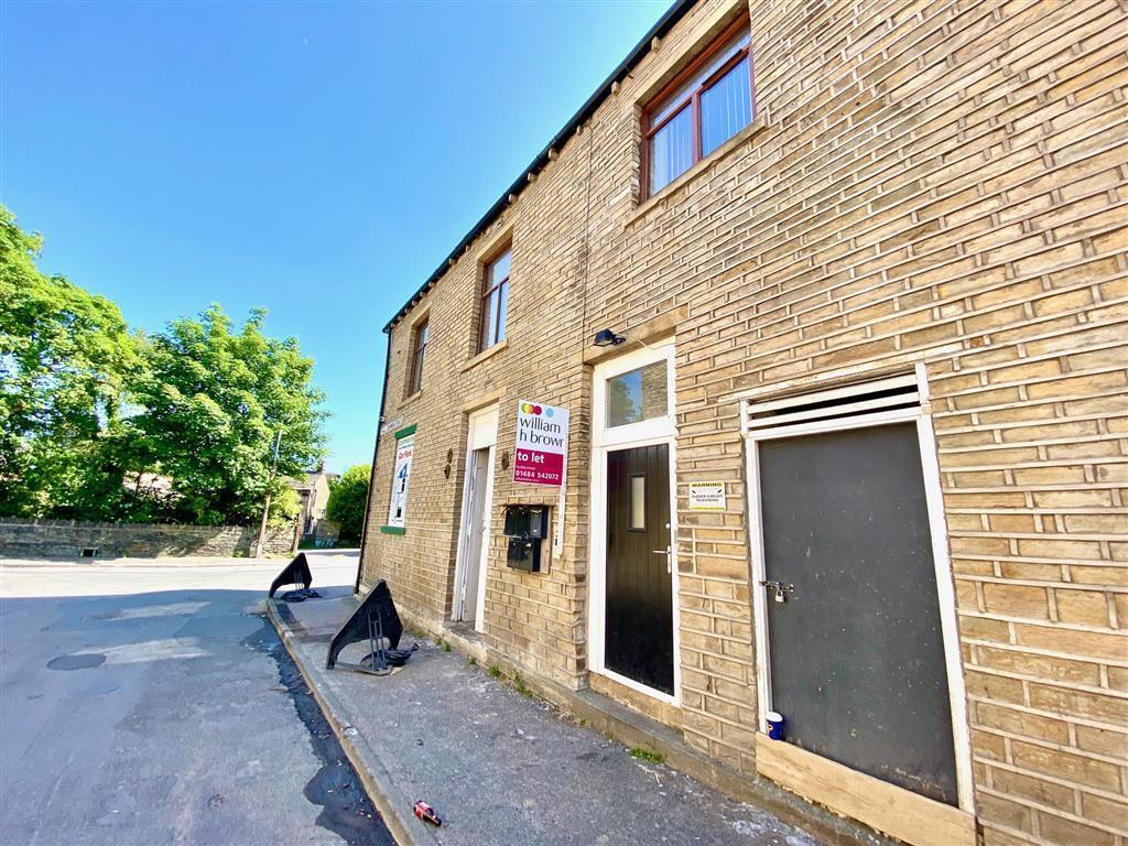 Flat Bay Hall Common Road in Kirklees