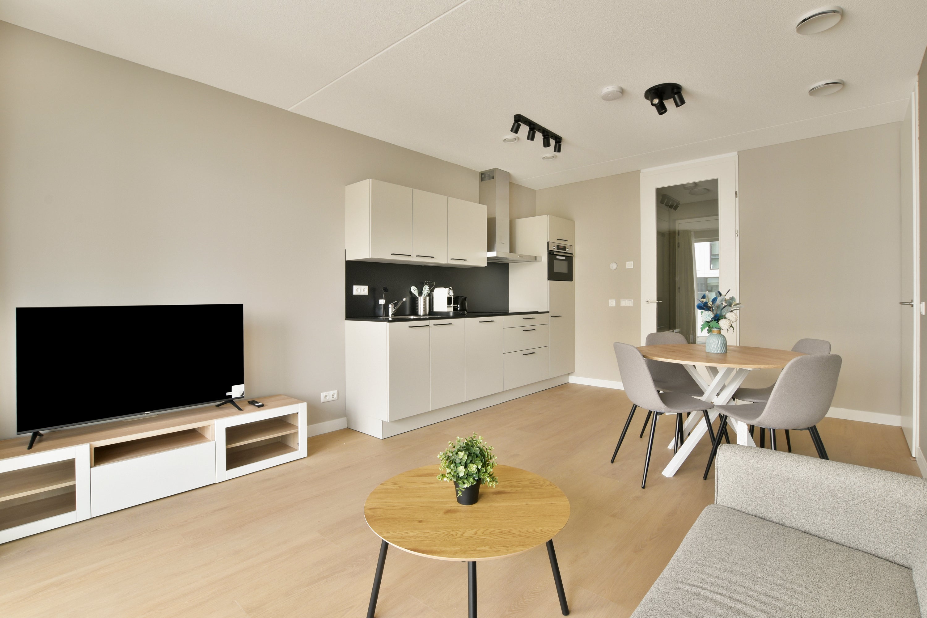 Appartement te huur: Dijkmeerlaan 472, Amsterdam