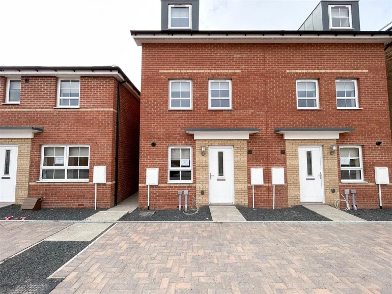 House Lavender Way in Cramlington