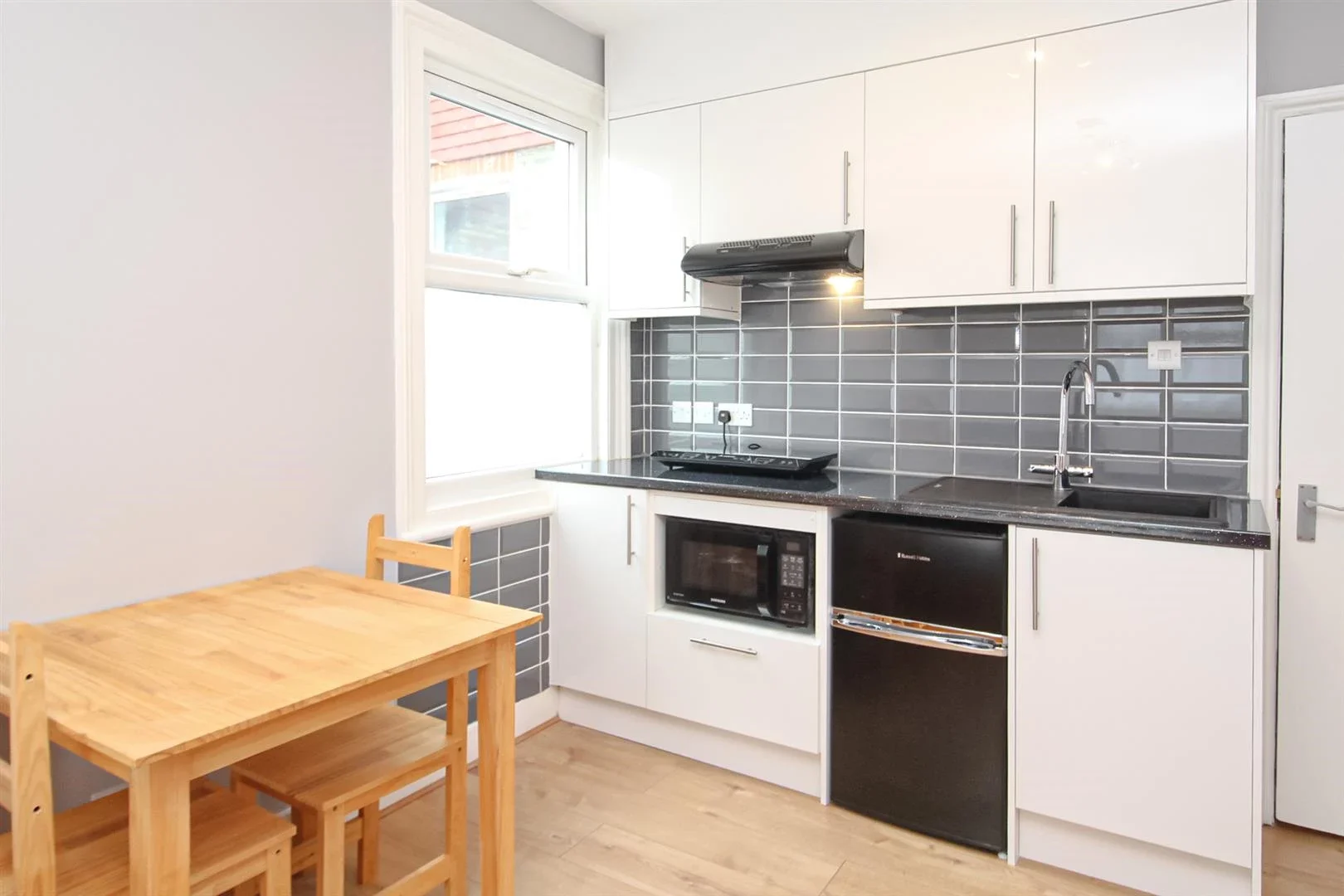 Room Langham Road in Greater London
