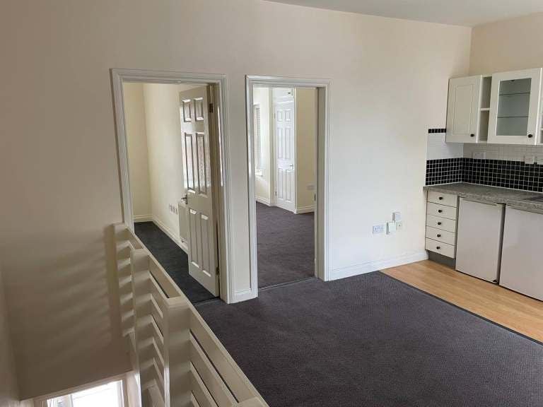 Flat Dallow Road in Luton