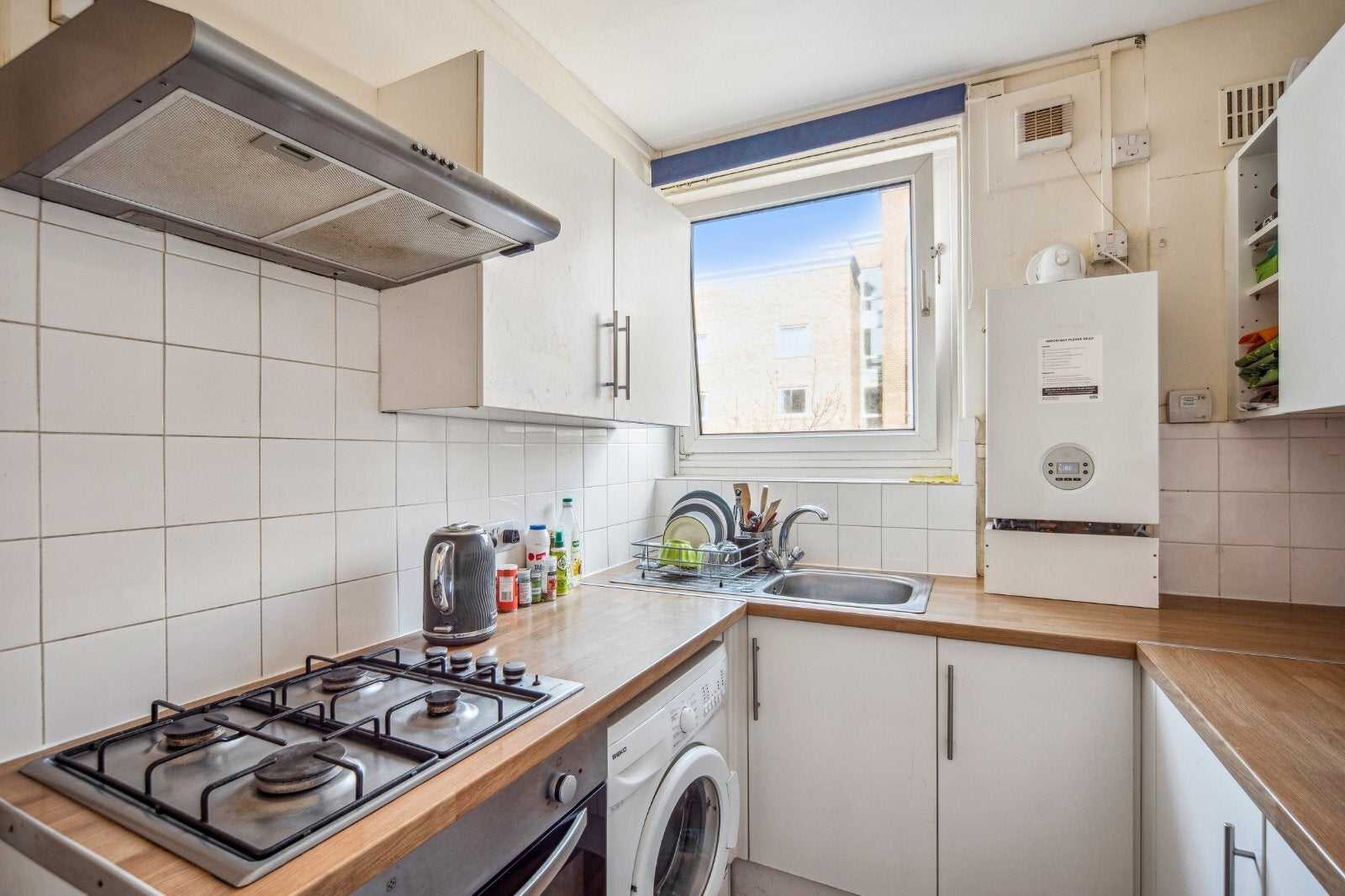 Flat Tours Passage in Greater London
