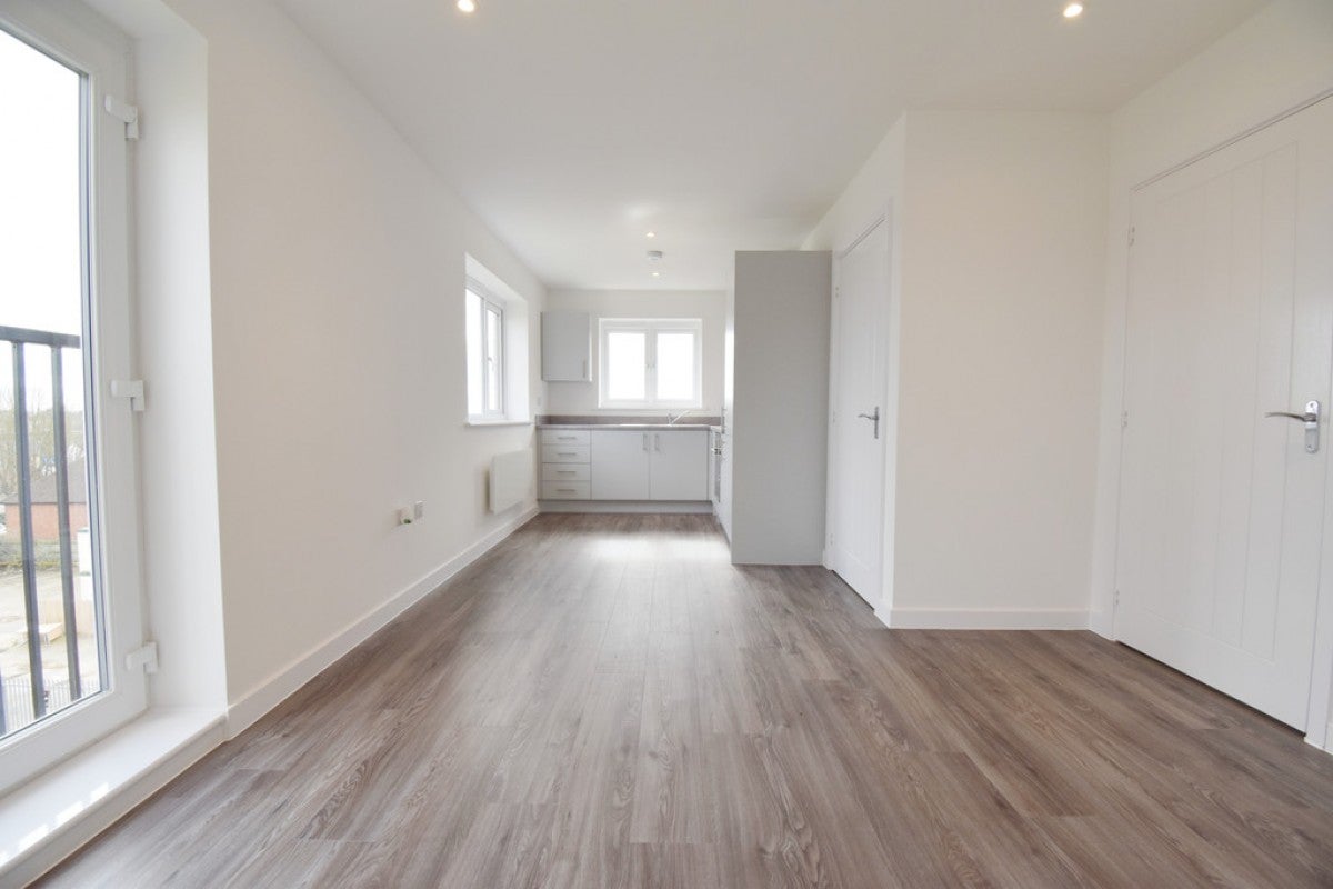 Flat Burnaby Road in Coventry