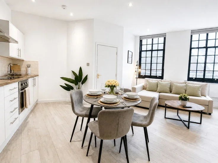 Flat Hoxton Square in Greater London