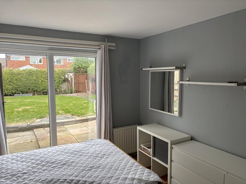 Room Almond Close in South Ribble