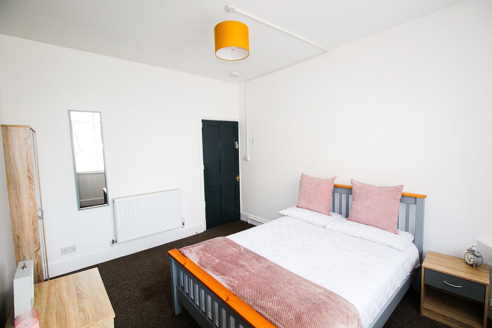 Room Carholme Road in Lincoln