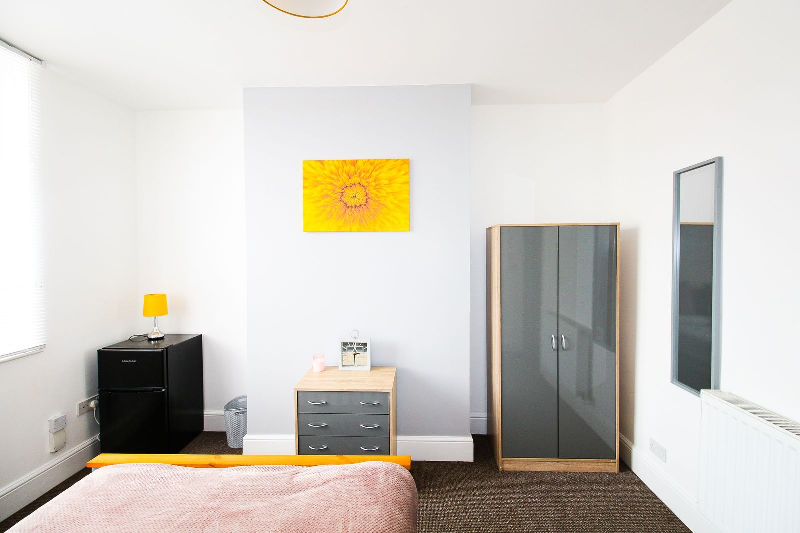 Room Carholme Road in Lincoln