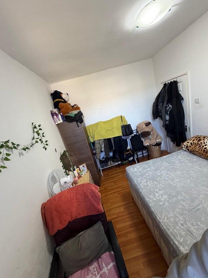 Room St Winefride's Avenue in Greater London