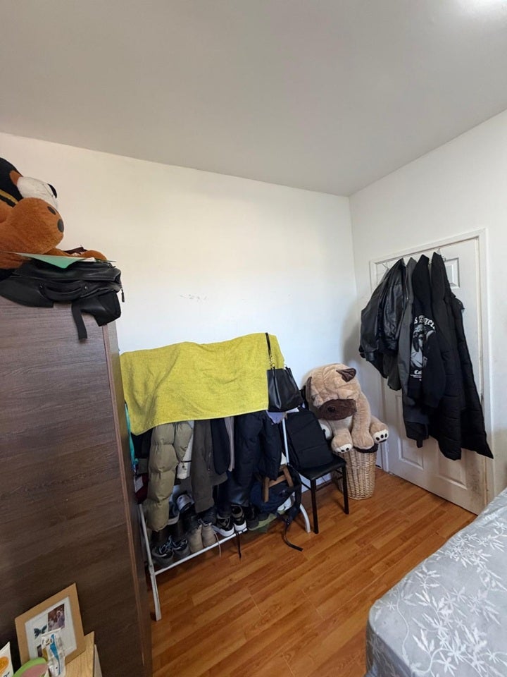 Room St Winefride's Avenue in Greater London