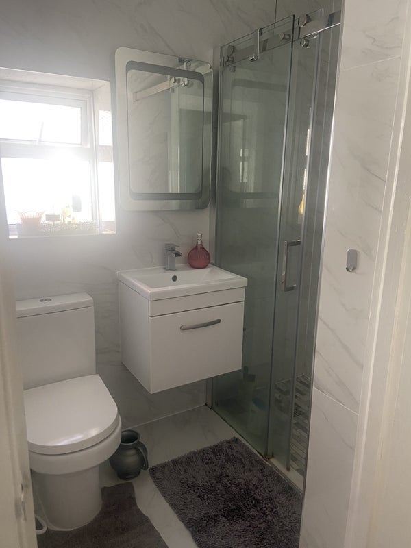 Room The Ridge in Greater London
