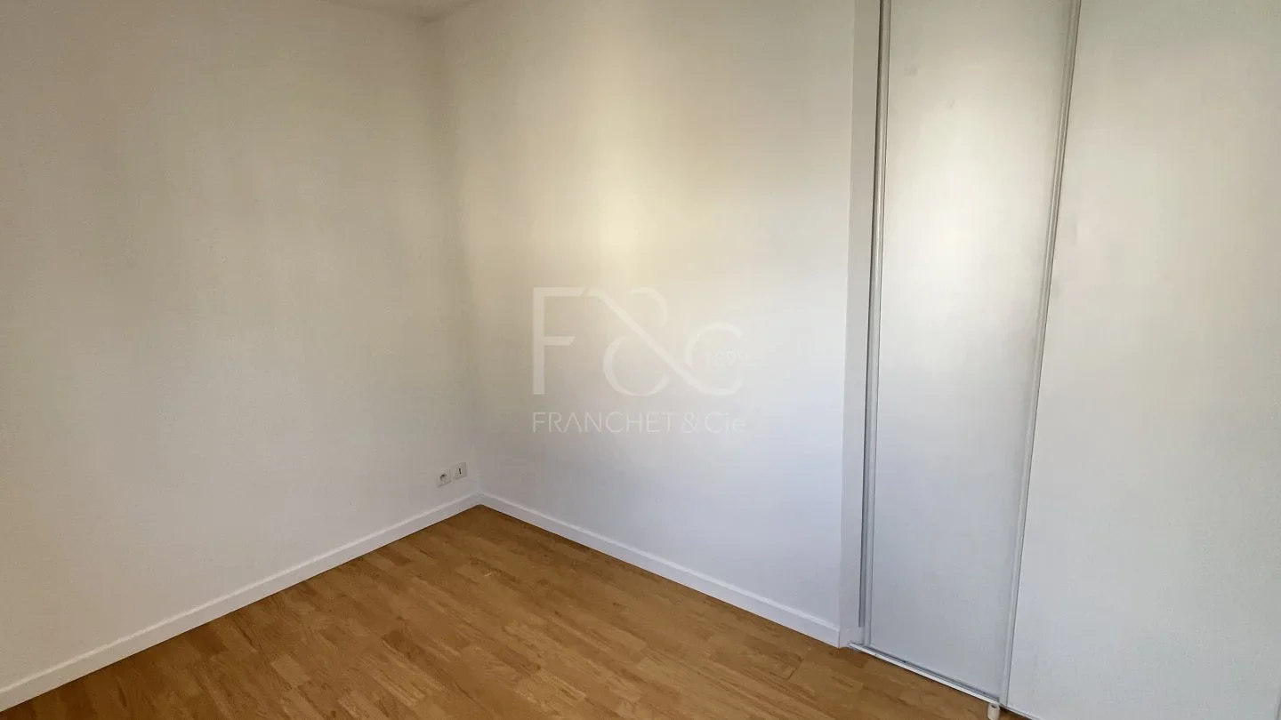 Flat Cours Tolstoï in Villeurbanne
