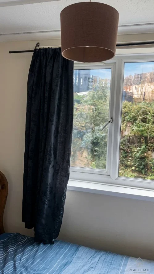 Room Little Somerset Street in City of London