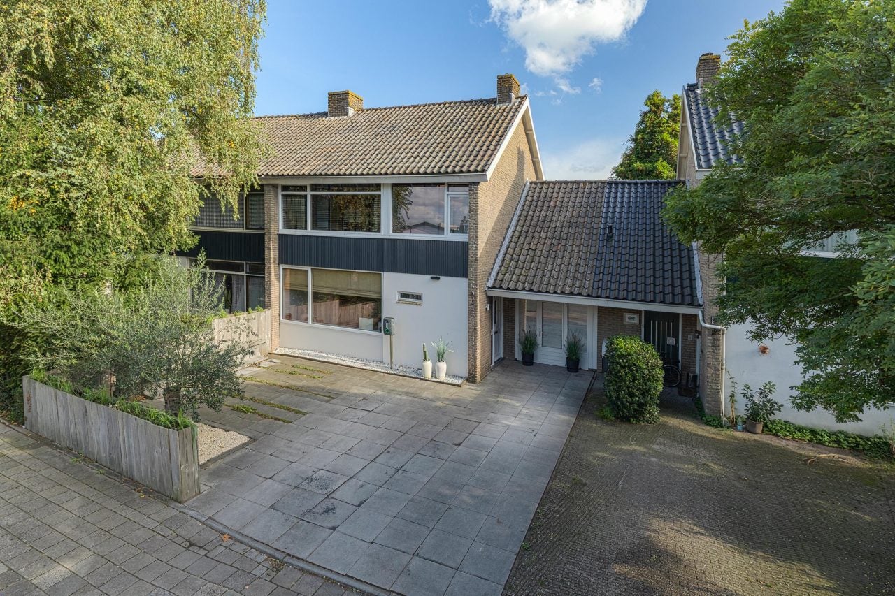 Huis Lindehoevelaan 3 in Barendrecht
