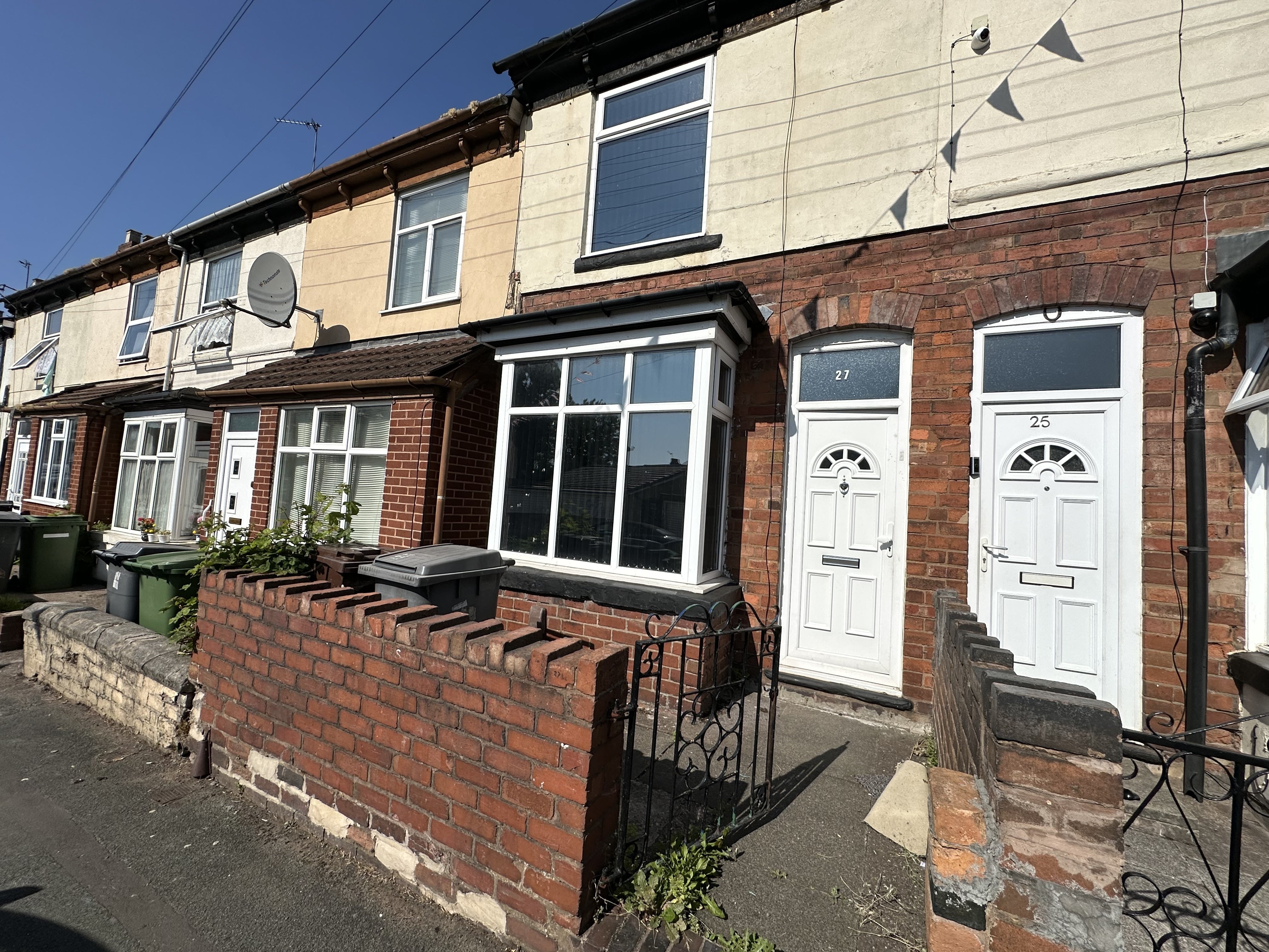 House Leslie Road in Wolverhampton