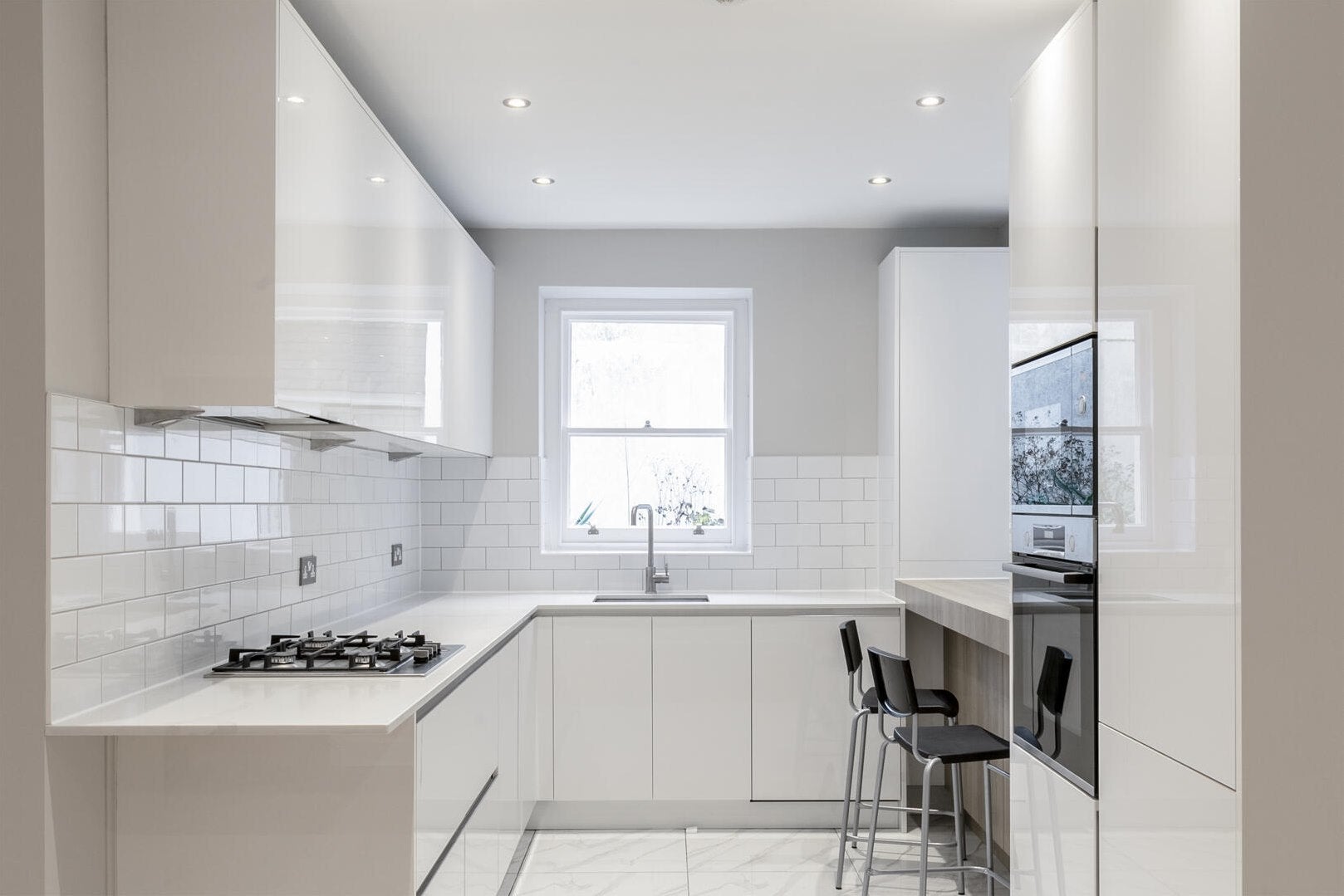 House Belgrave Gardens in City of Westminster