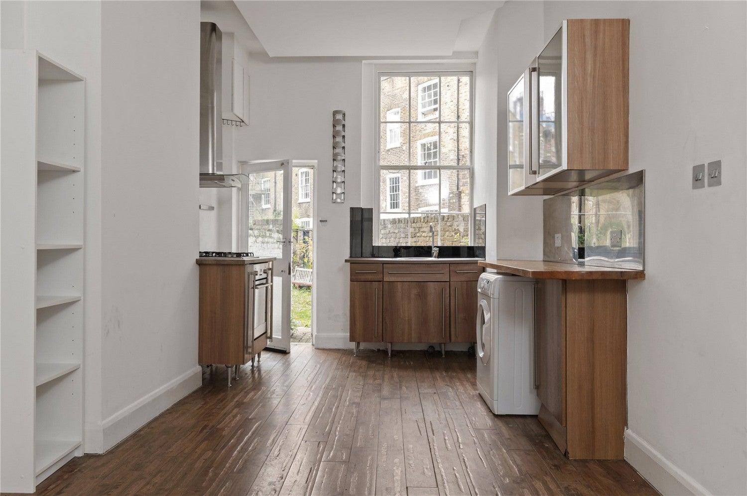 Flat Sekforde Street in Greater London
