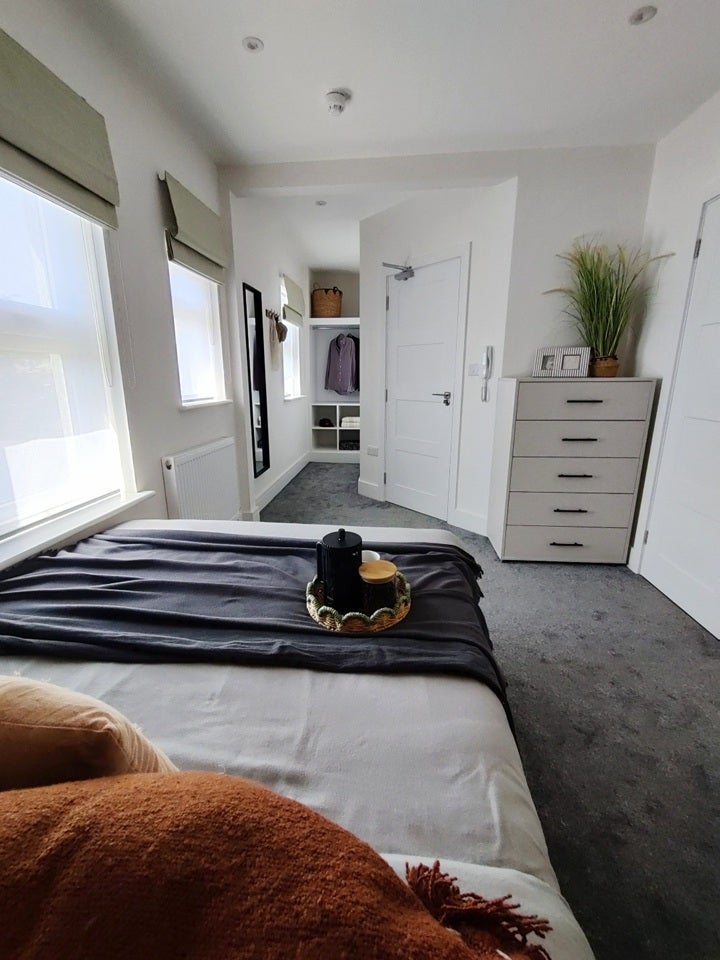 Room Phyldon Road in Poole