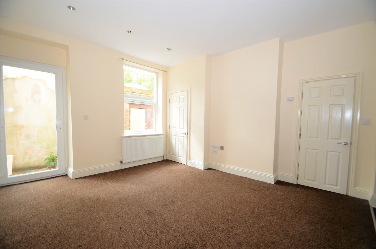 Flat Victoria Road in Malvern Hills