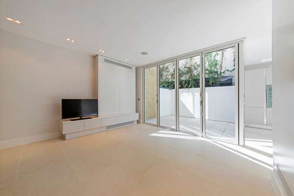 Flat Fulham Road in Greater London