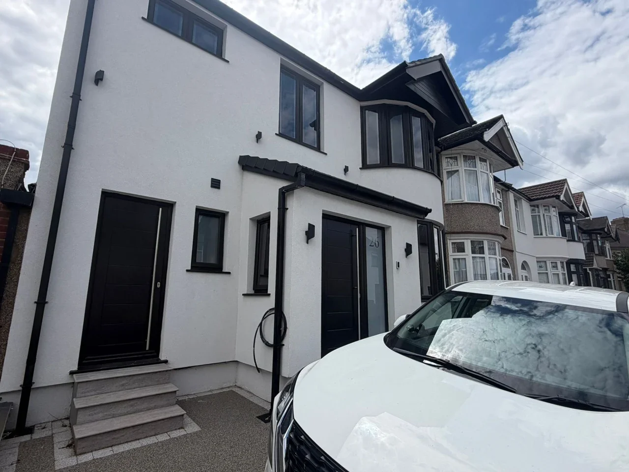 Flat Oakley Avenue in Greater London