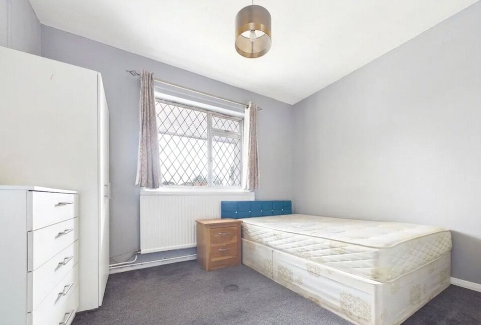 Flat Stanborough Avenue in Hertsmere