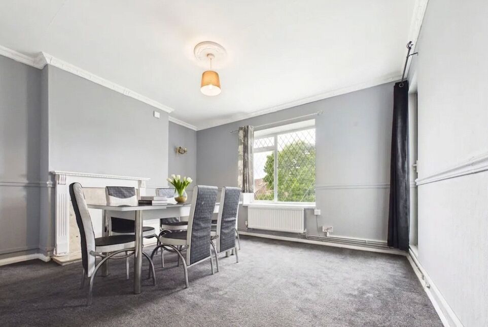 Flat Stanborough Avenue in Hertsmere