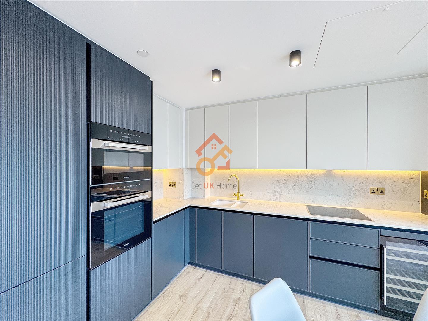 Flat Dingley Road in Greater London