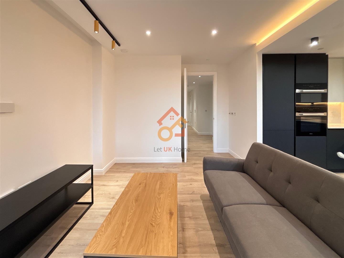 Flat Dingley Road in Greater London