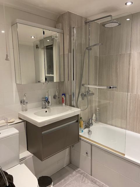 Room Arlingford Road in Greater London