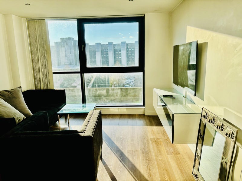 Room Clydeside Expressway in Glasgow