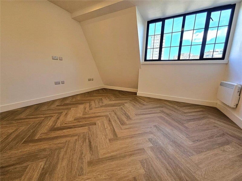Flat North End in Greater London