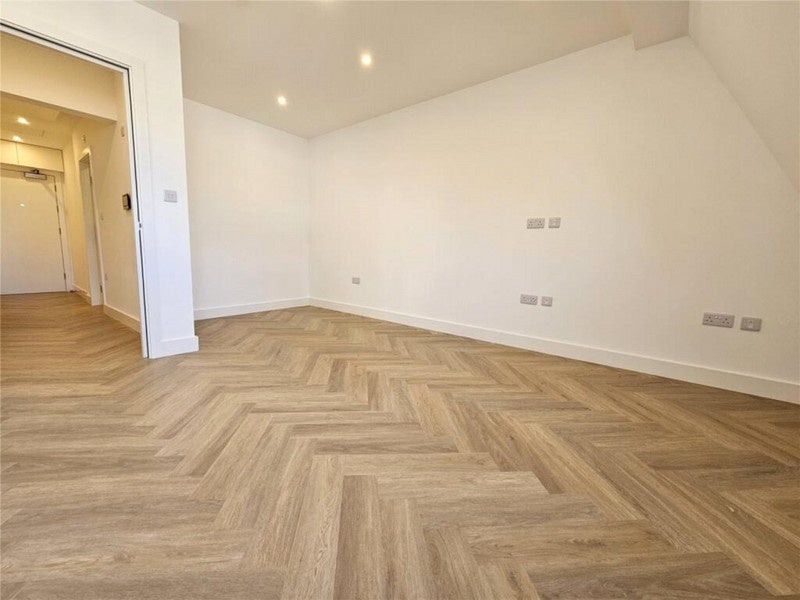 Flat North End in Greater London