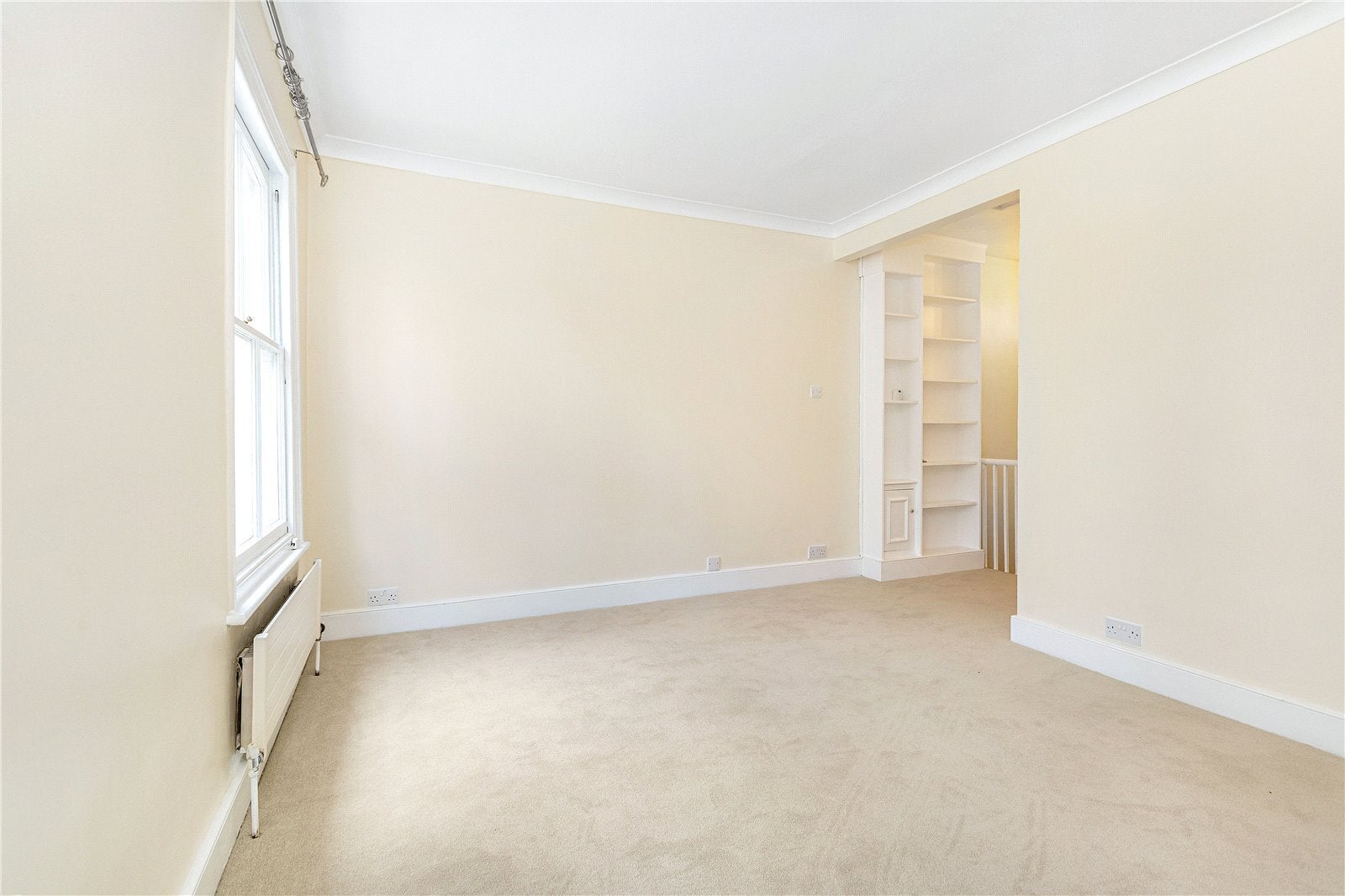 Flat Gilstead Road in Greater London