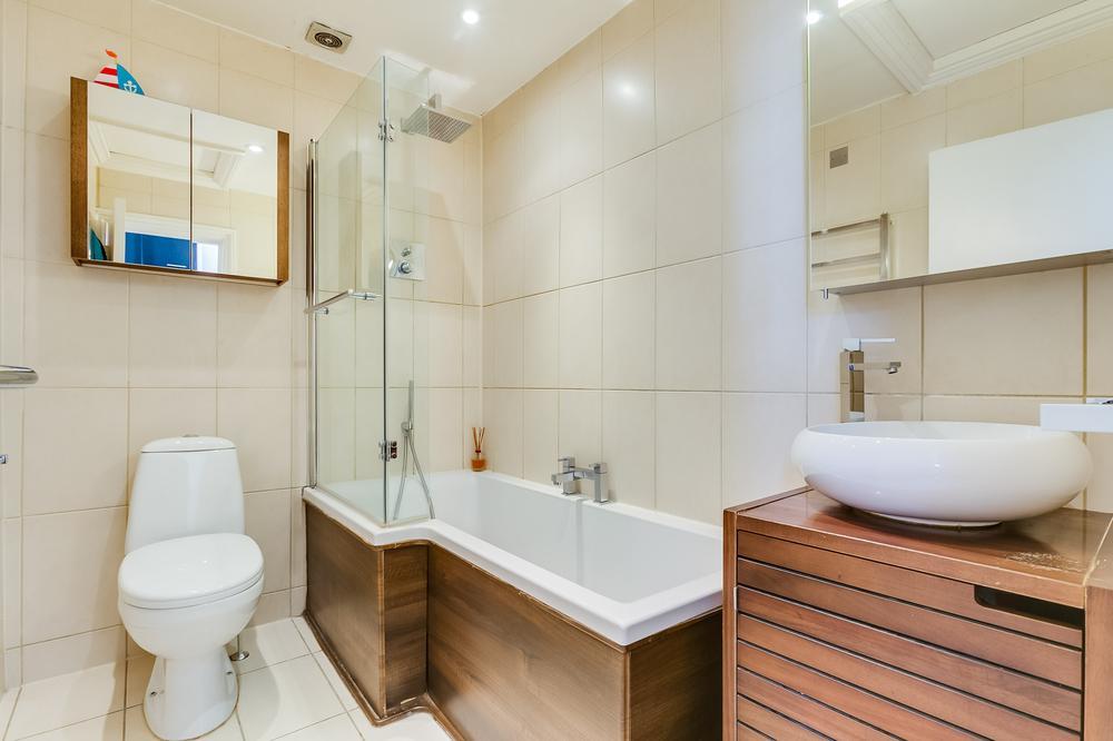 Flat Cleveland Terrace in City of Westminster