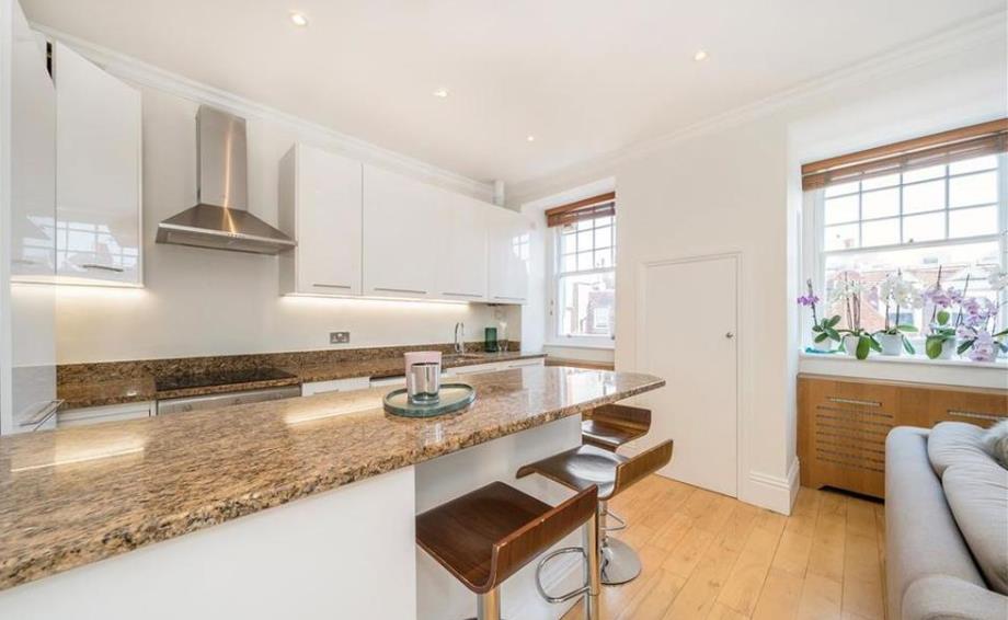Flat Baker Street in City of Westminster