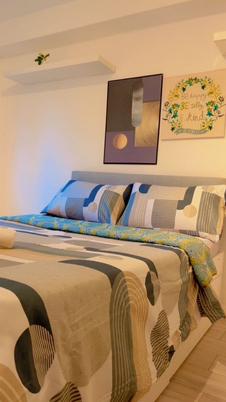 Room Bromley Road in Greater London
