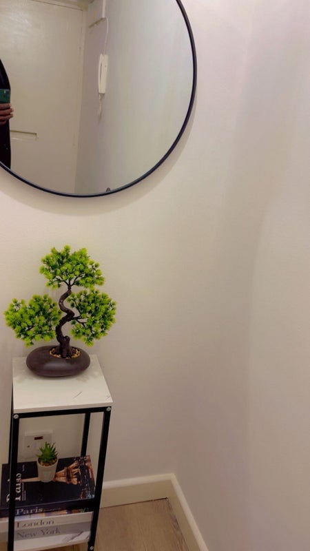 Room Bromley Road in Greater London