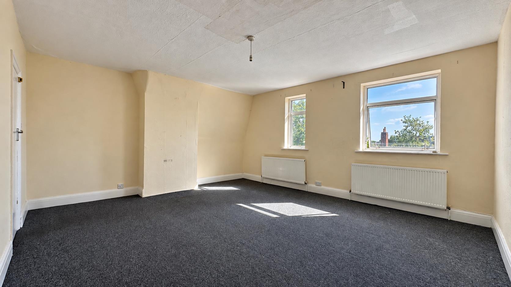 Flat Wood Lane in Greater London