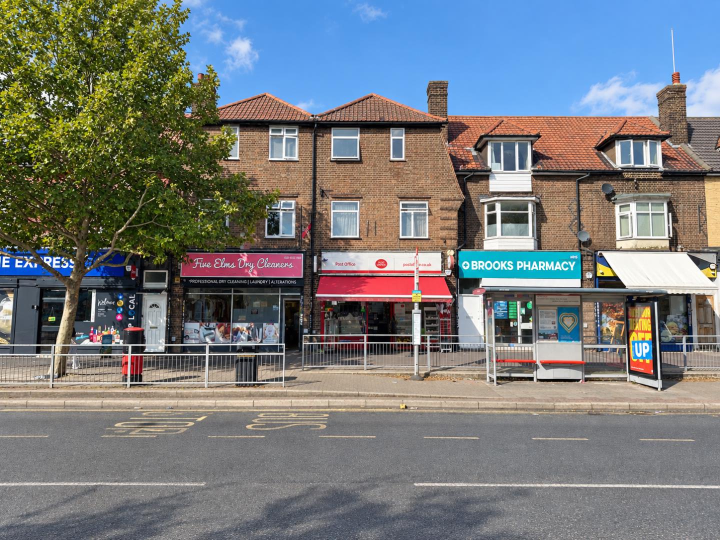 Flat Wood Lane in Greater London