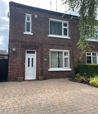 Flat Clyde Road in Manchester