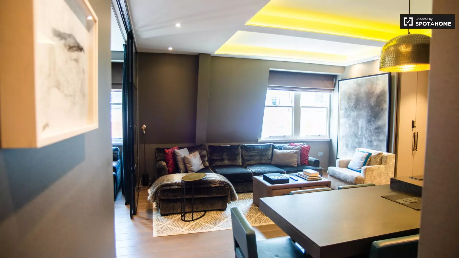 Flat Eastcastle Street in City of Westminster